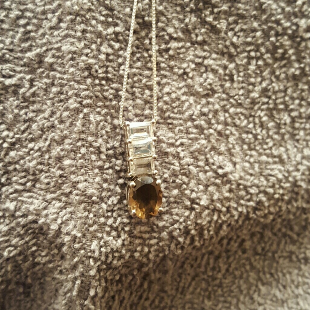 Necklace with pendant