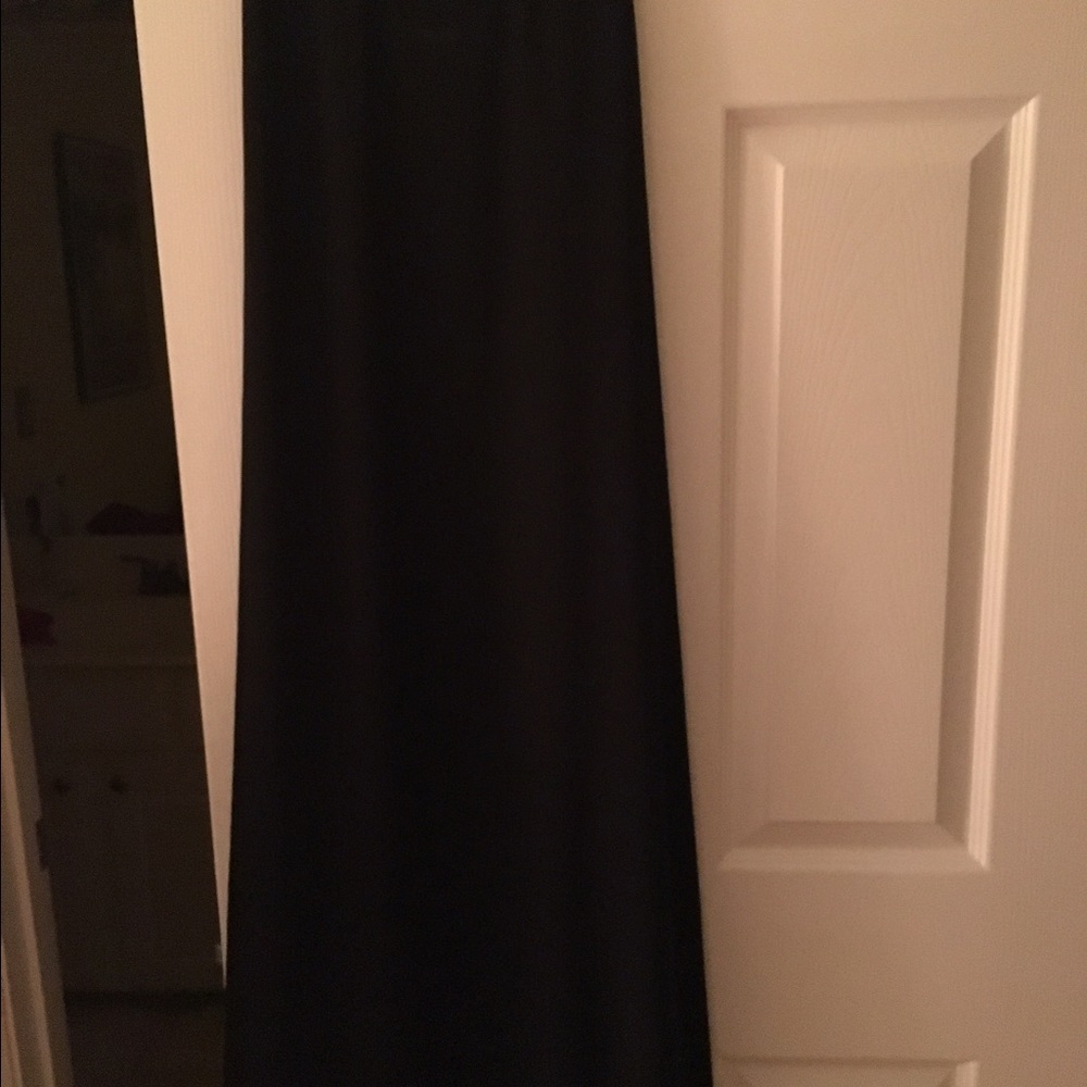 Alice and Olivia stunning black maxi dress