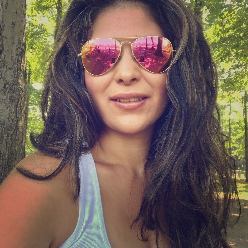 Meet your Posher, Sara