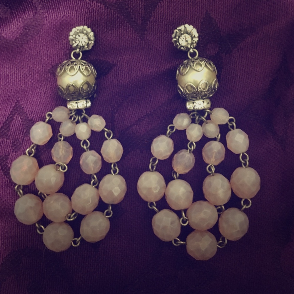 Beautiful chandelier earrings!🌸