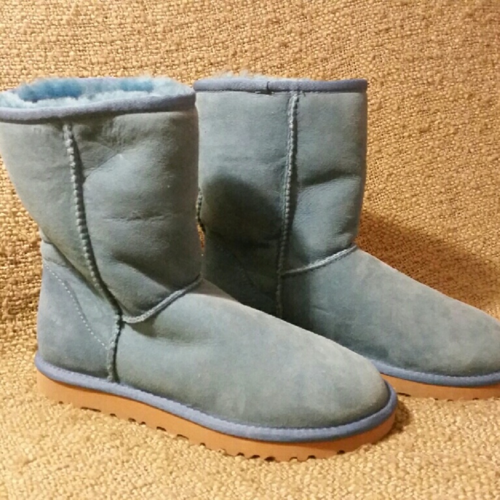 Ugg Boats- Never Worn