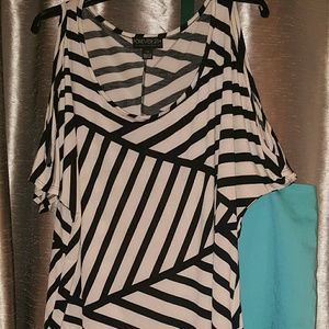 Cold shoulder top