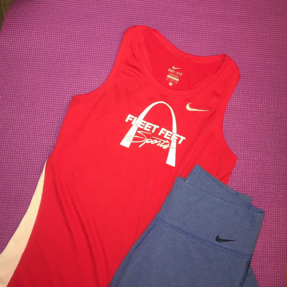 💕B1G1💕NIKE racing tank FLEET FEET StL logo 🏃‍♀️