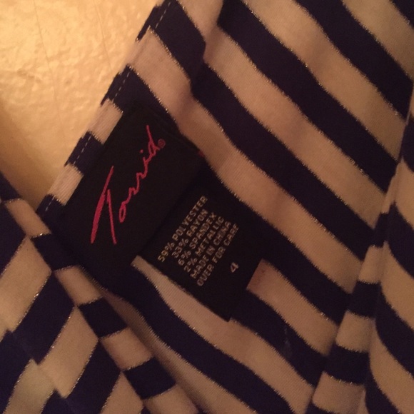 Torrid Dress Plus Size 4 will fit 2XL-5XL - Picture 3 of 3