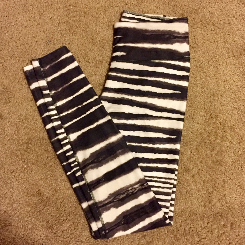 Nike dry-fit leggings