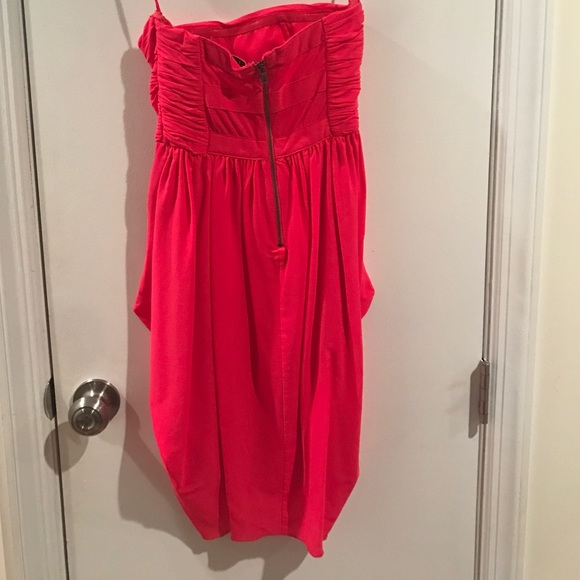**CLOSET CLEANOUT** Strapless Alice & Olivia Dress - Picture 2 of 2