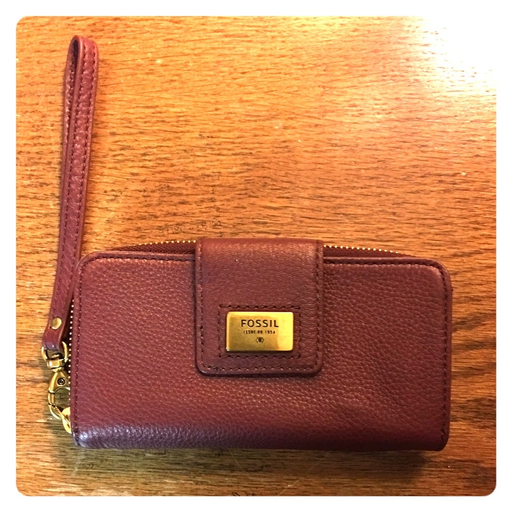 Fossil Wallet Burgundy Color - image 1