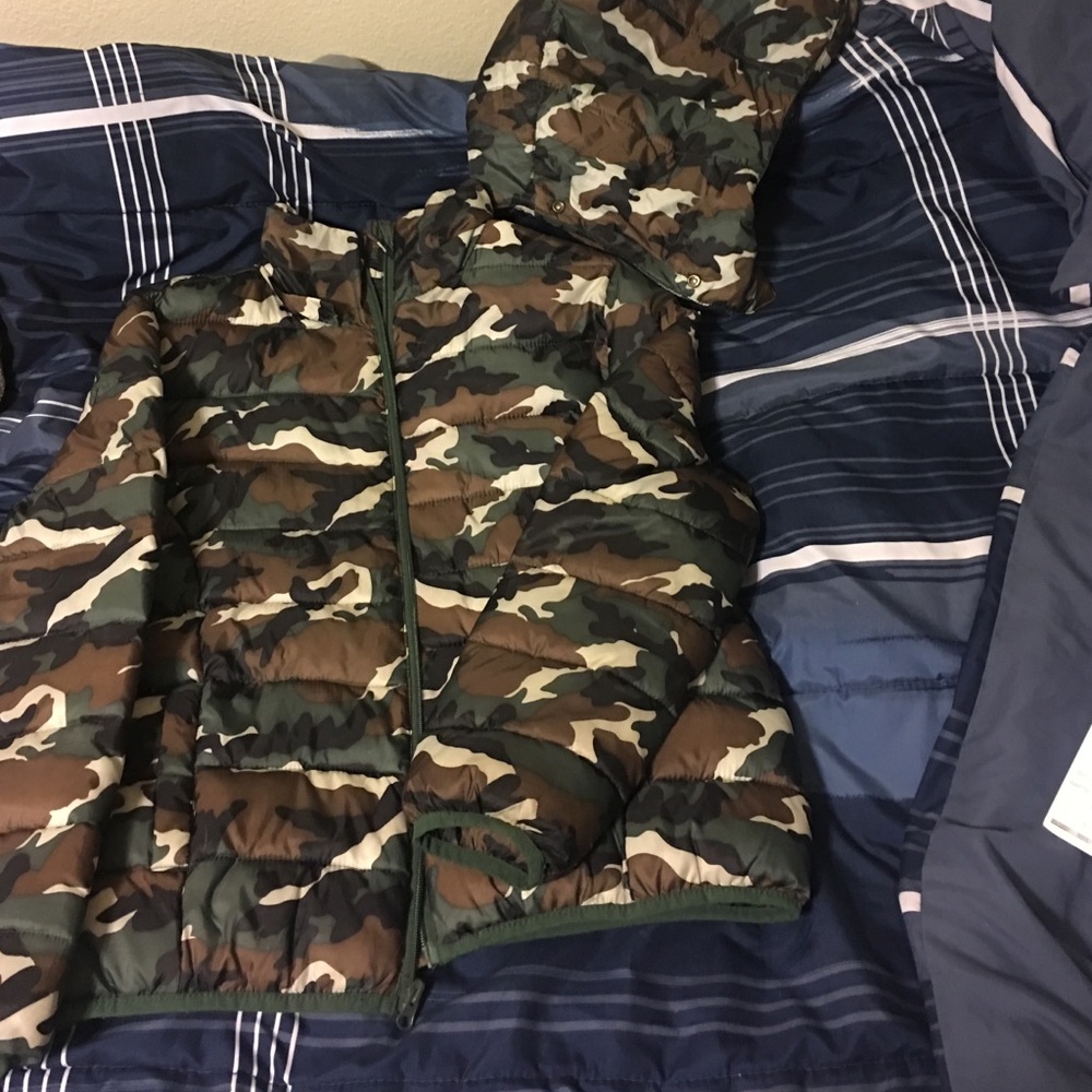 Camouflage Jacket with hoodie