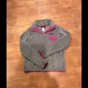 Patagonia pullover. In great condition.