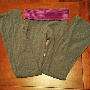 Gray yoga pants