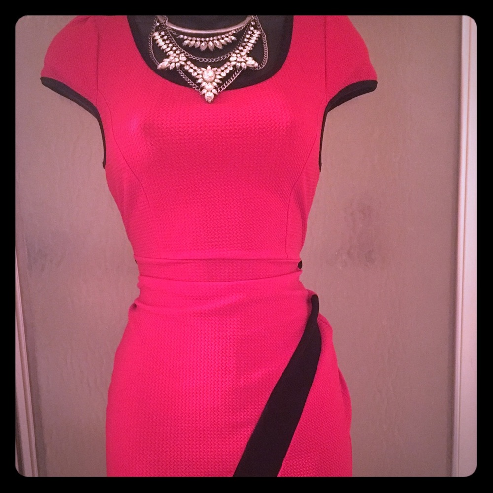 Pink Body con dress