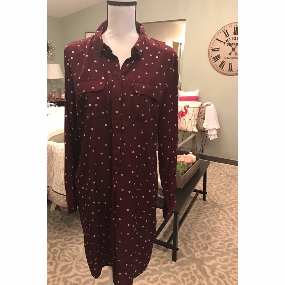 Old Navy shirt dress. Size large. Maroon