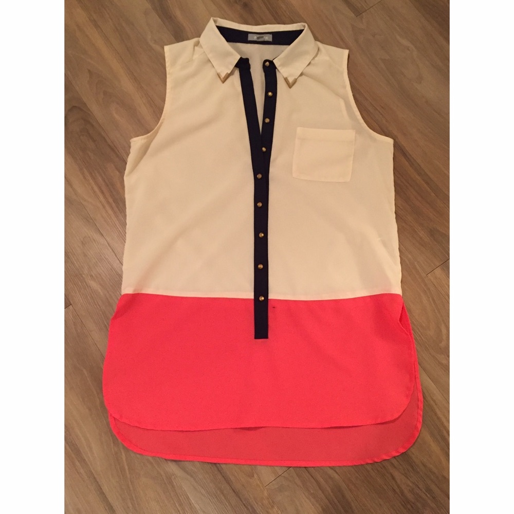 Colorblock Button-up Blouse