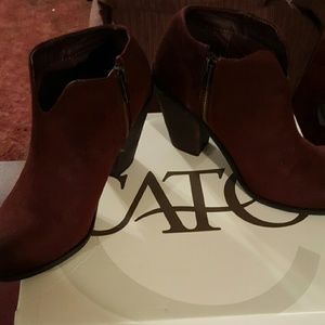 Maroon cato booties