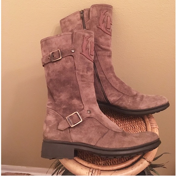 Hunter Shoes - HUNTER DISTRESSED SUEDE BUCKLE BOOTS