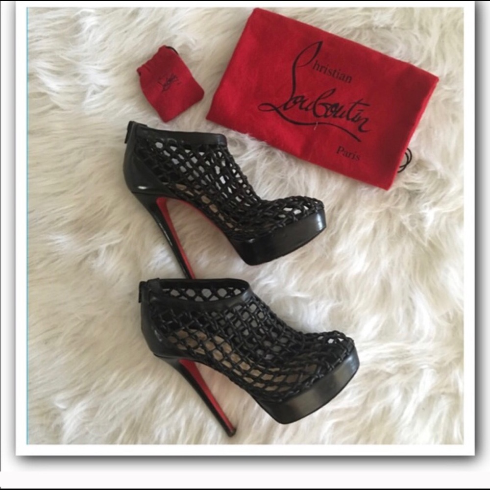 Authentic Christian Louboutin Caged Coussin