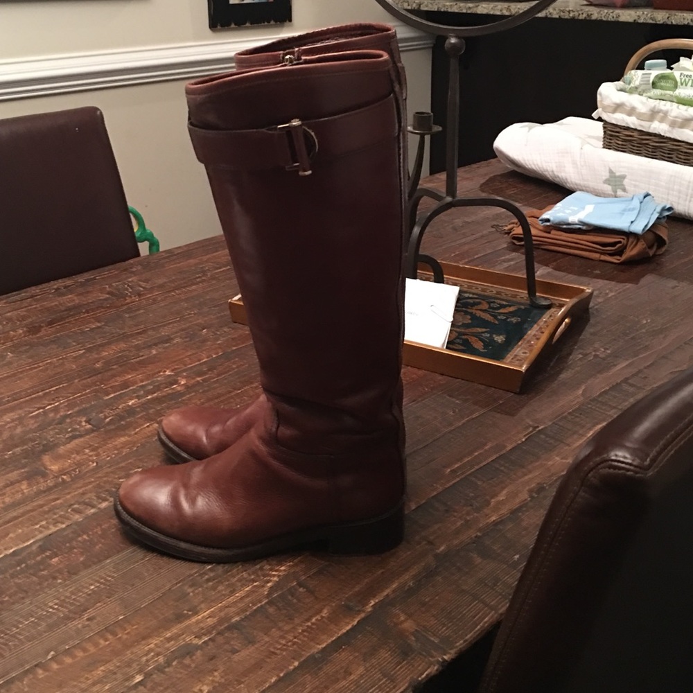 Tory boots