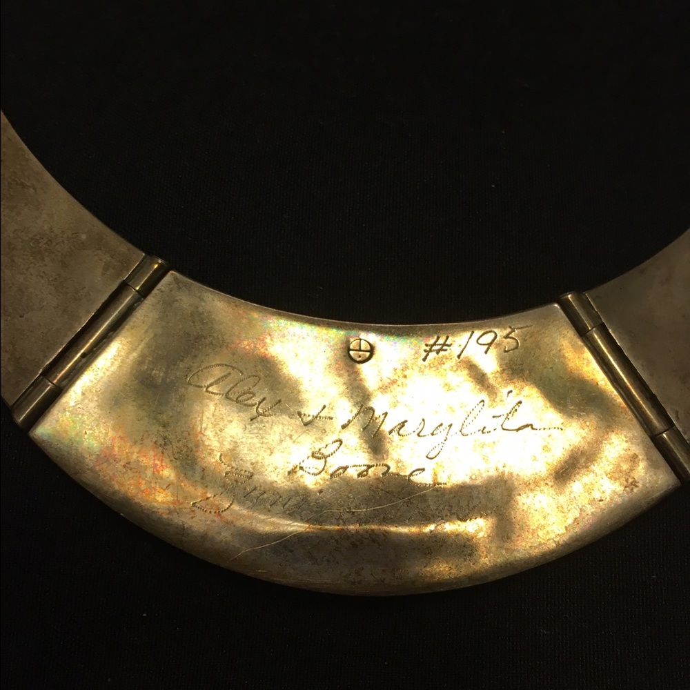 ZUNI VINTAGE INLAY HINGED CHOKER - Picture 2 of 4