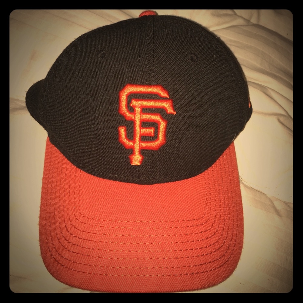 Giants hat