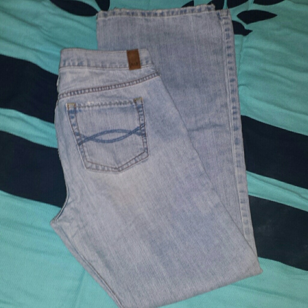 Abercrombi & Fitch light denim jeans 8r