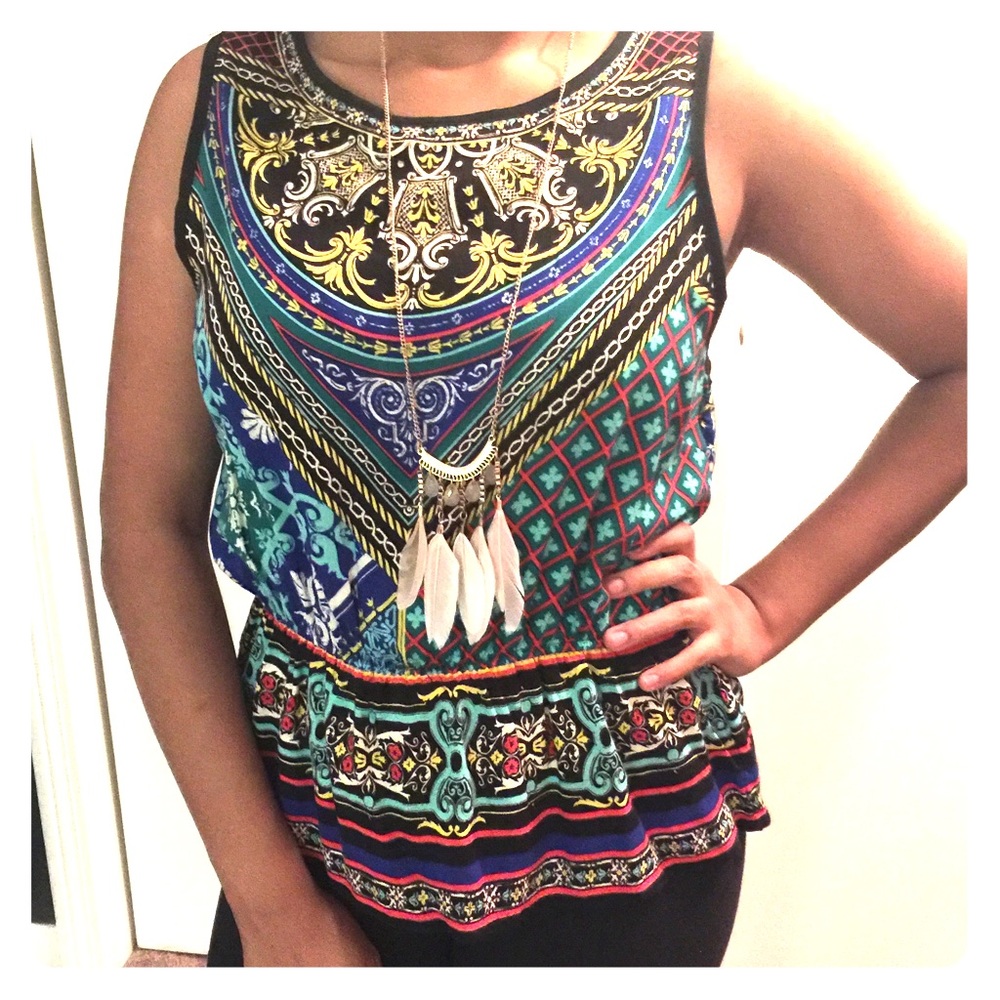 Royal patterned top