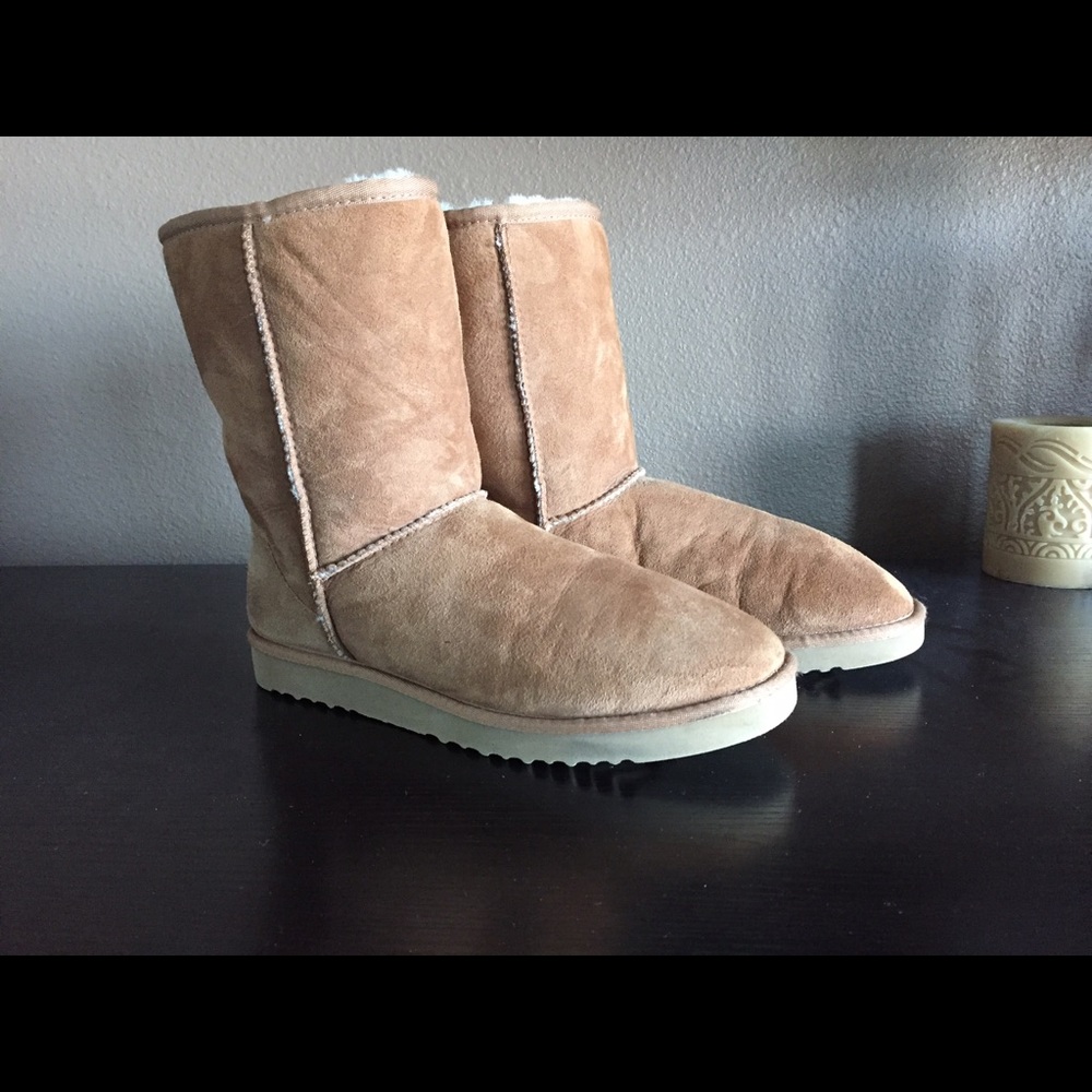 Authentic Tan Uggs