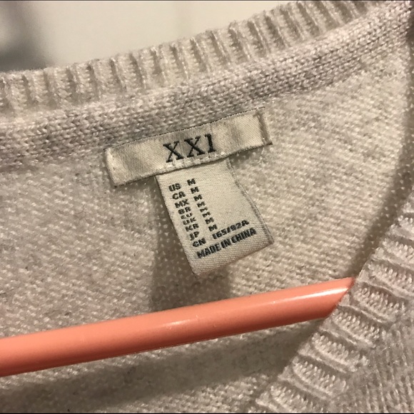 Forever21 Penguin Sweater - Picture 3 of 3