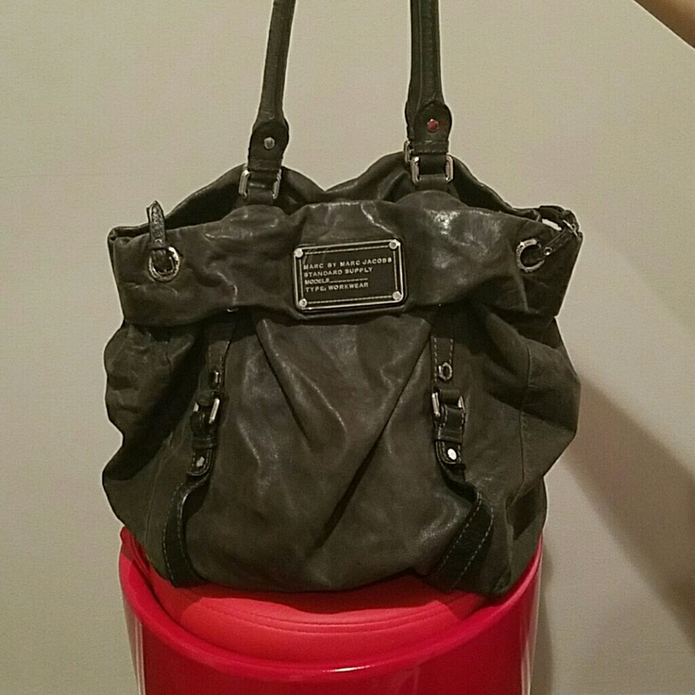 LAST CHANCE Marc by Marc Jacobs beautiful purse