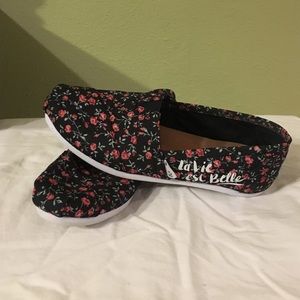 Floral Toms