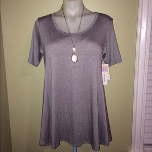 BNWT LulaRoe Perfect T. Solid silvery-grey. Small