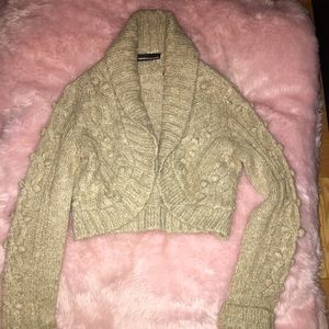 Cropped Sweater for Sexy but warm Look