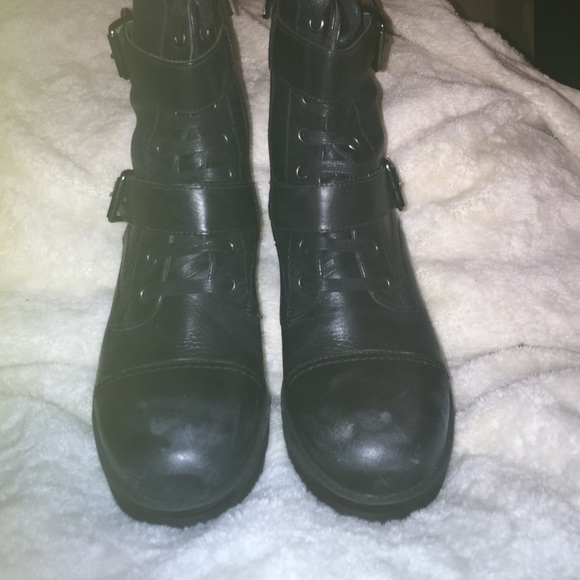 Black leather combat boots - Picture 4 of 4