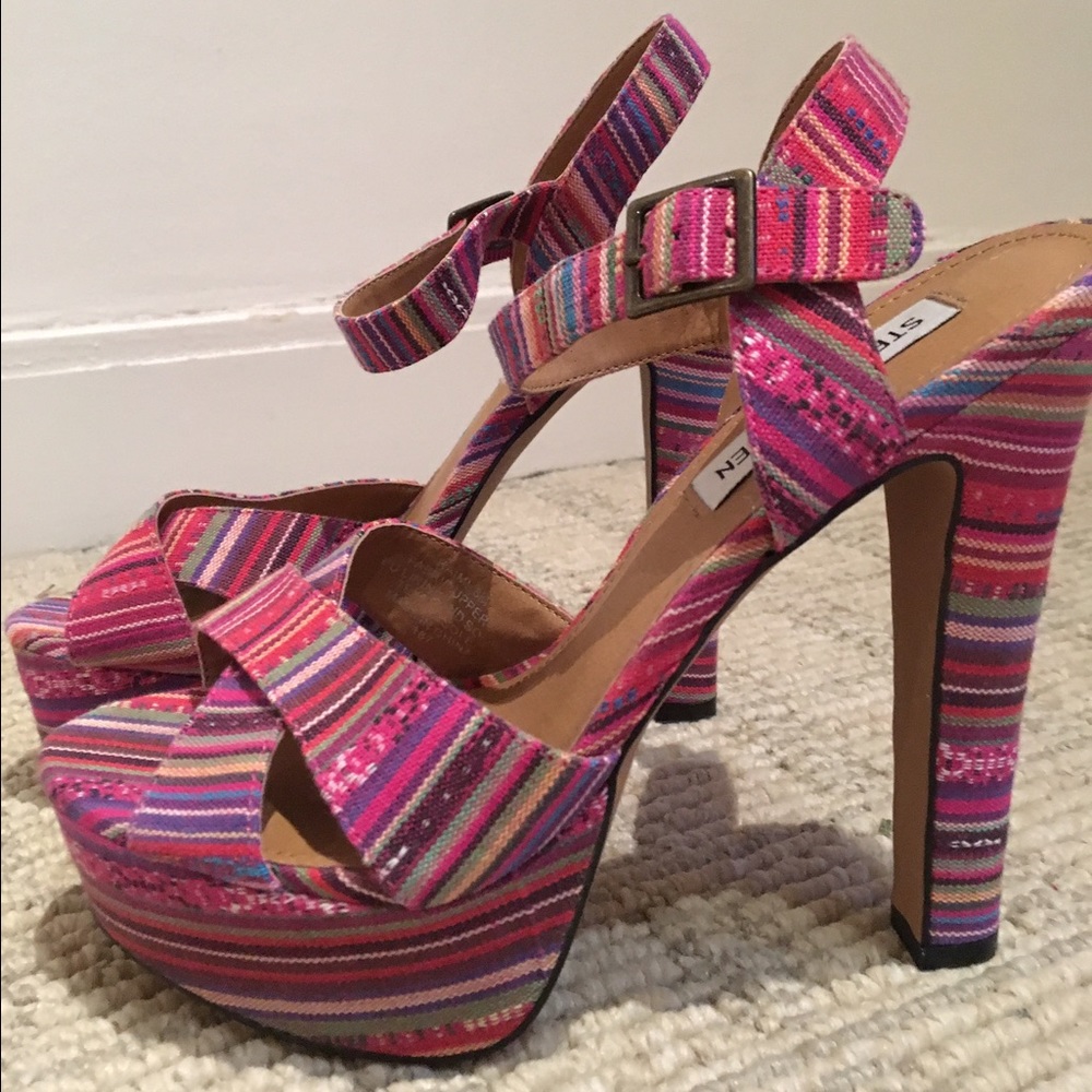Fun Pink Accent Steve Madden heels