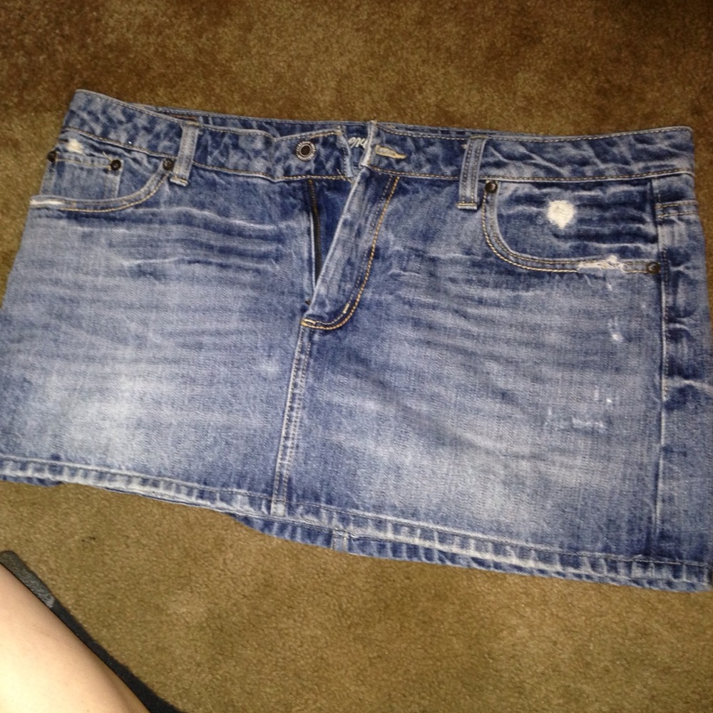 American Eagle mini skirt