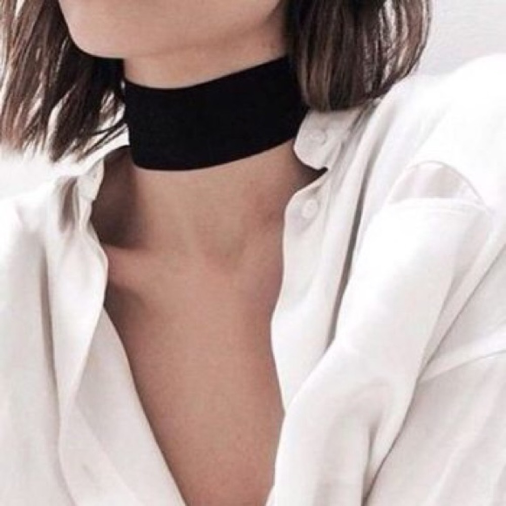 Thick wide black velvet choker