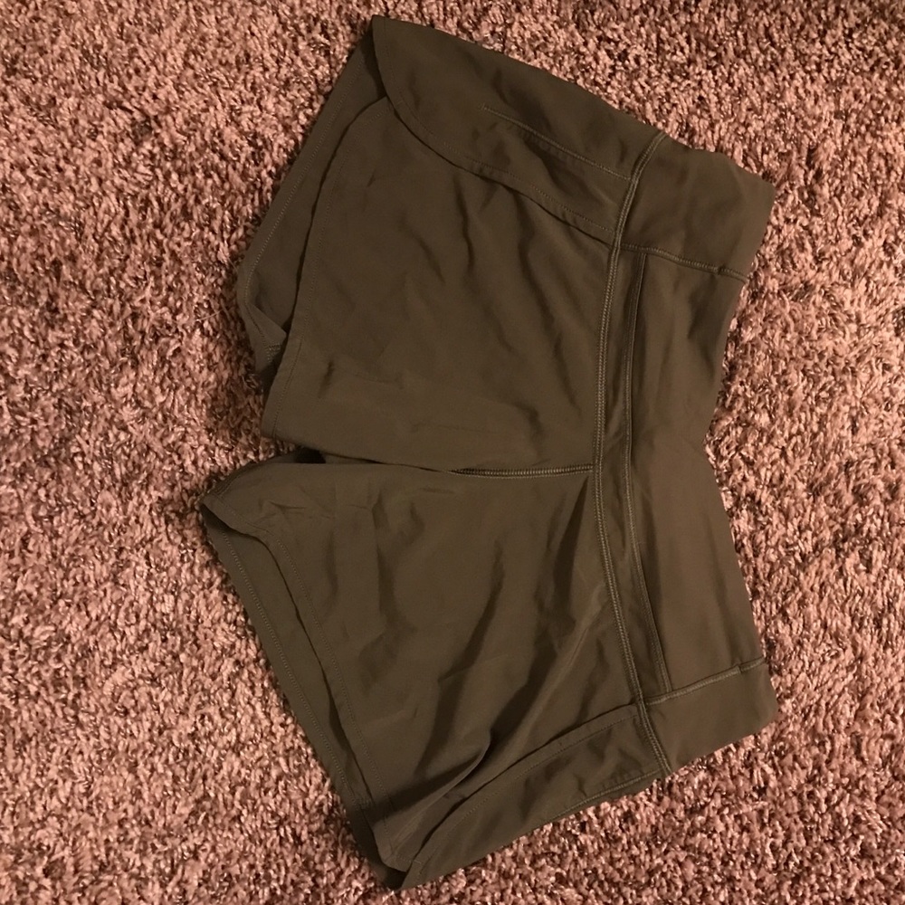 LULU ATHLETICA SHORTS