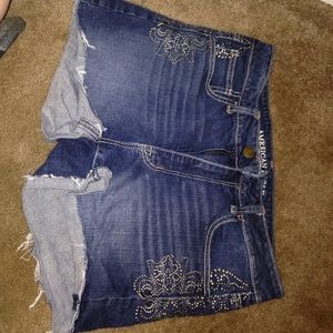 American Eagle stretch shorts
