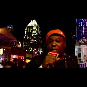 Meet your Posher, Travis