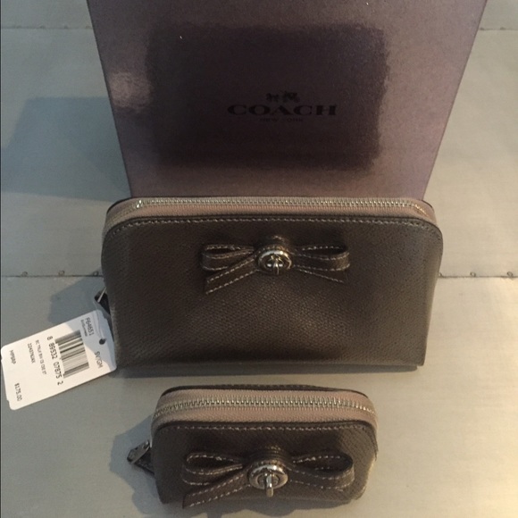 Coach Handbags - 💥💥 SALE TODAY! Coach cosmetic case set NWT