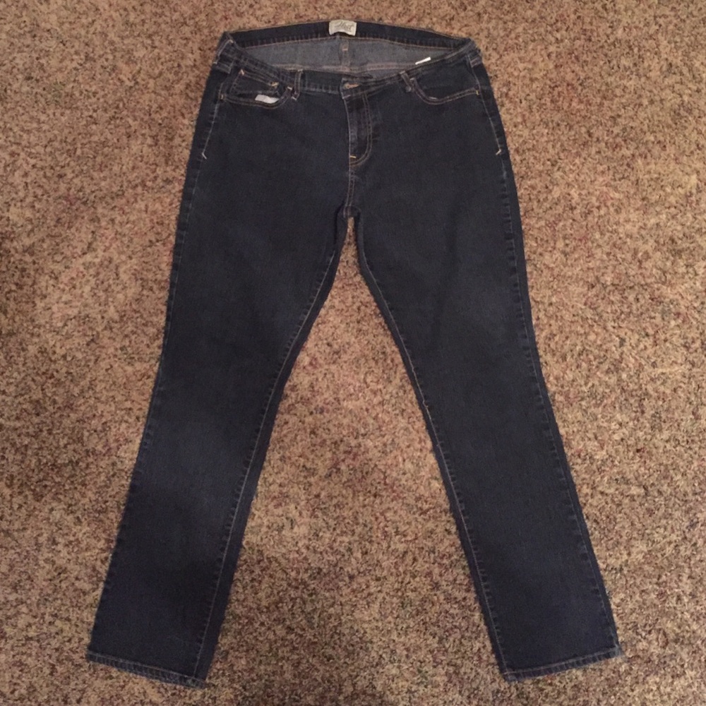 Old Navy The Flirt Skinny Jeans
