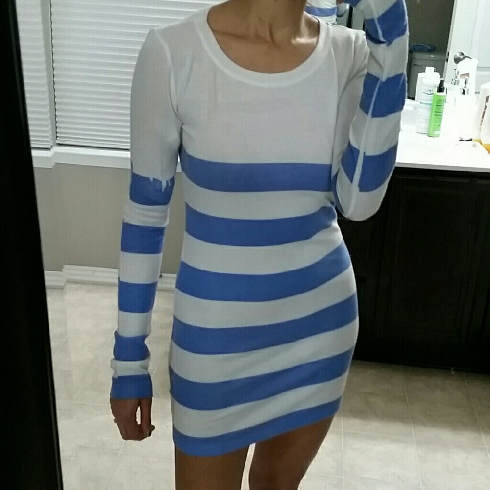 Long sleeve dress