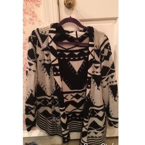 Patterned B&W Cardigan