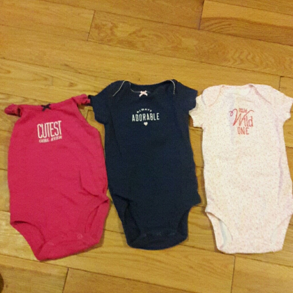 set of 3 Carter's girls onsies