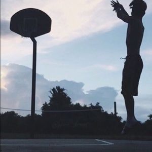 Meet your Posher, Hau