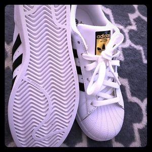 Adidas superstar brand new 100% authentic