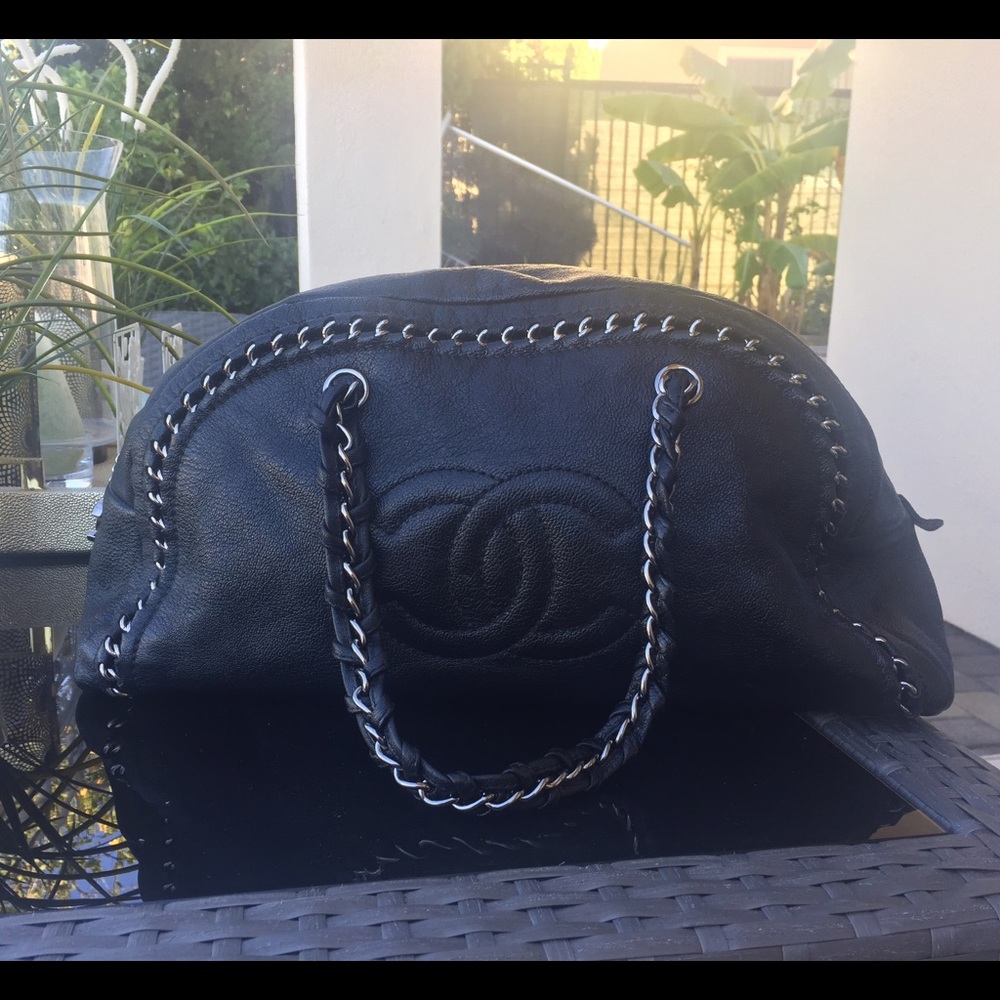 CHANEL Chain Me Around Calfskin Black Tote