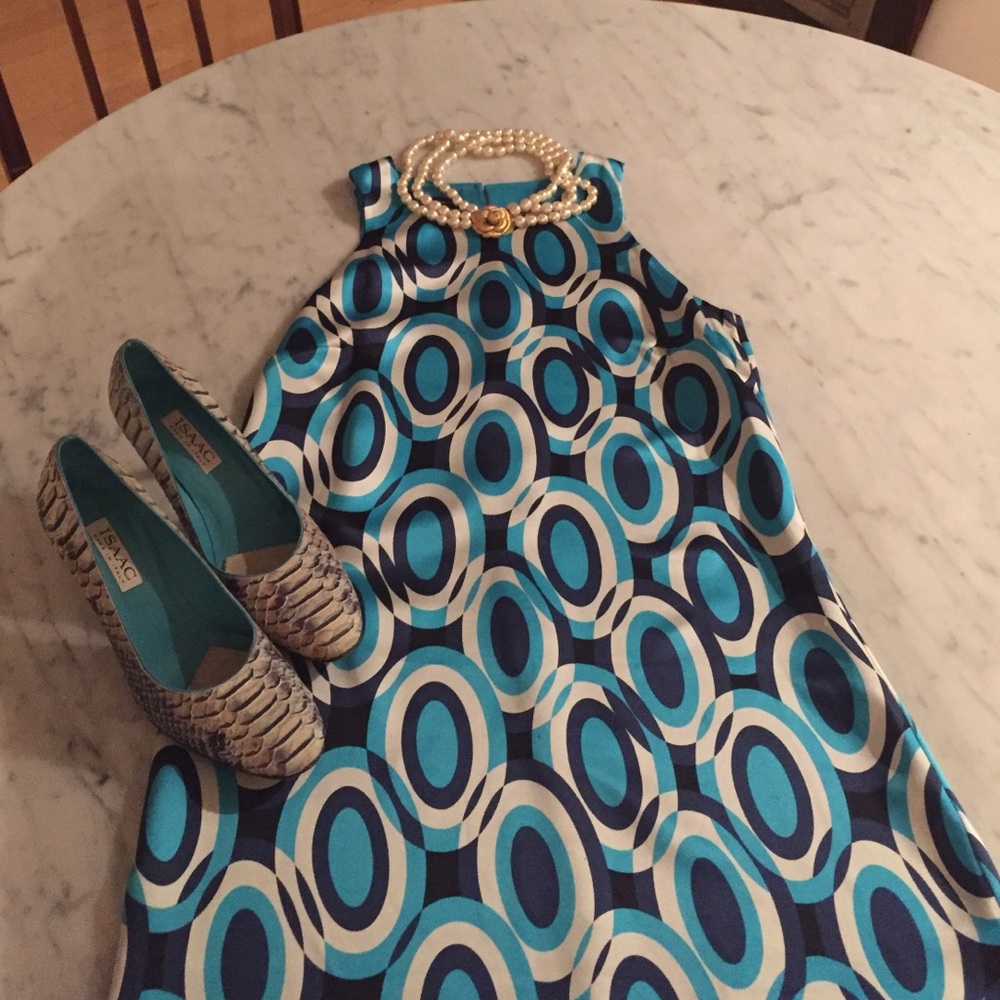 Bloomingdales Silk Hip/Cocktail Dress! A steal