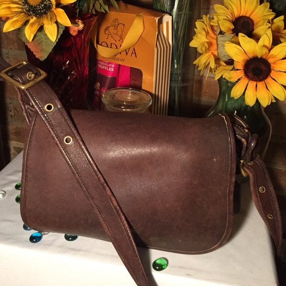 Coach Handbags - Vintage Coach Bag