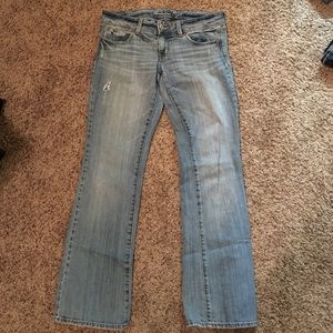 American Eagle light wash jeans