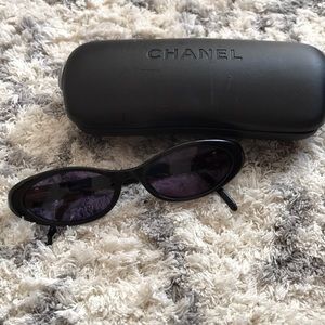 chanel small sunglasses